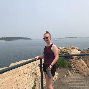 Meet your Posher, Anna